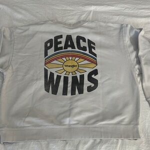 Wrangler White Crewneck with Multicolor Retro Sun Graphic